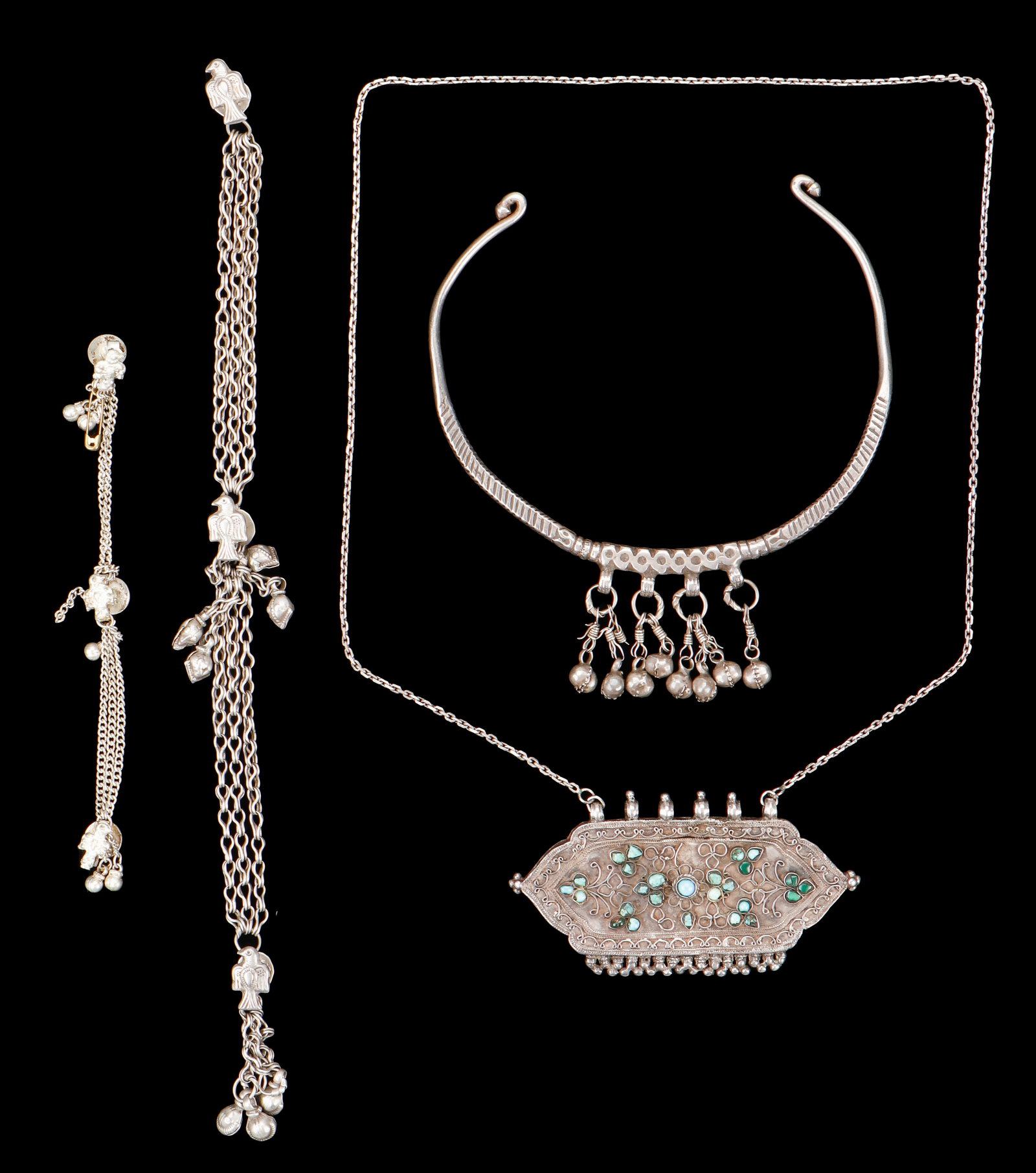 Group of Vintage Pakistani Jewelry: Group of Vintage Pakistani Jewelry, 4 Pieces. Bracelet Lengths Ranging From: 6" (15 cm); To: 12" (30 cm).