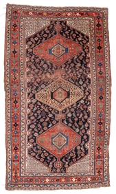 Shiraz Rug, Persia, Late 19th C., 5'6'' x 9'8''