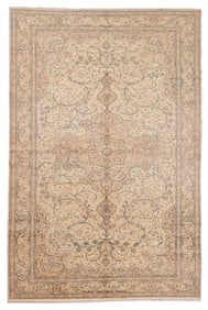 Sivas Rug, Turkey, Mid 20th C., 8'8'' x 13'1''