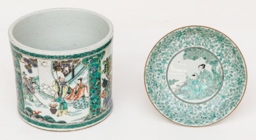 2 Chinese Porcelain Items
