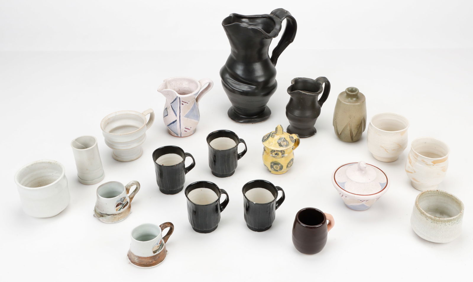 19 Modern Ceramic Pieces (1 of 9)