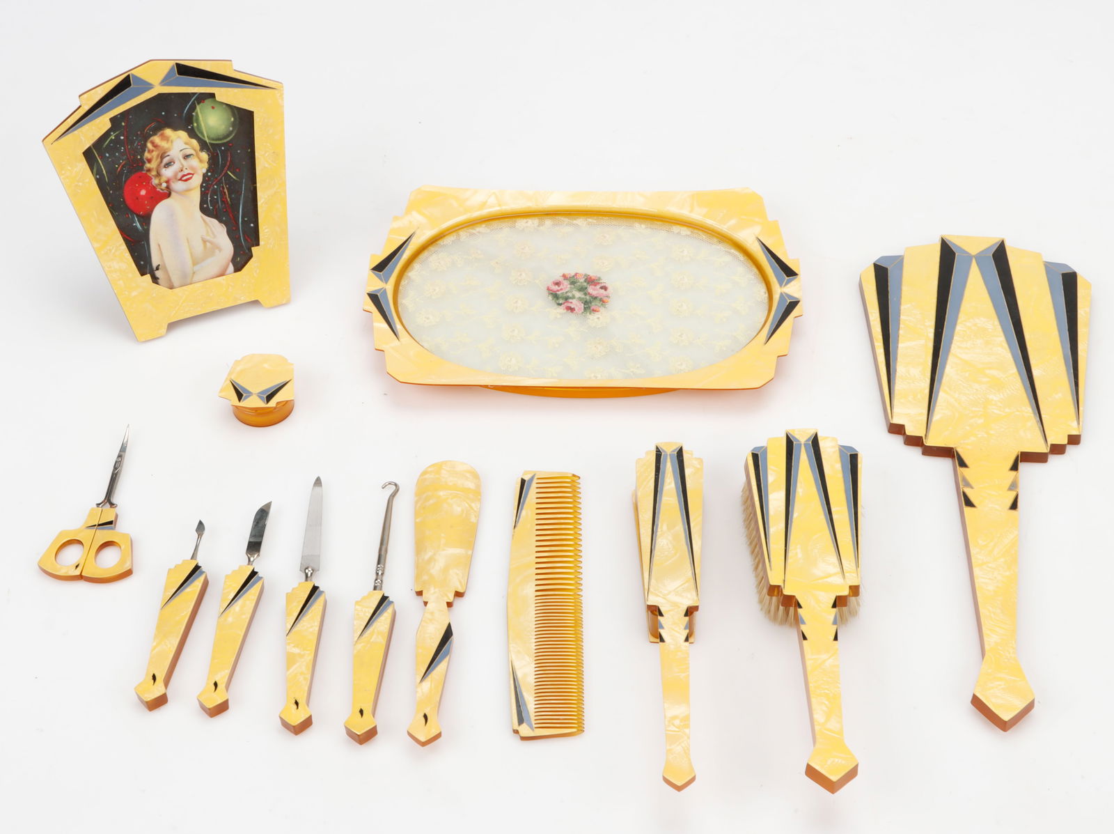 Art Deco 13-Piece Bakelite Dresser Set (1 of 5)