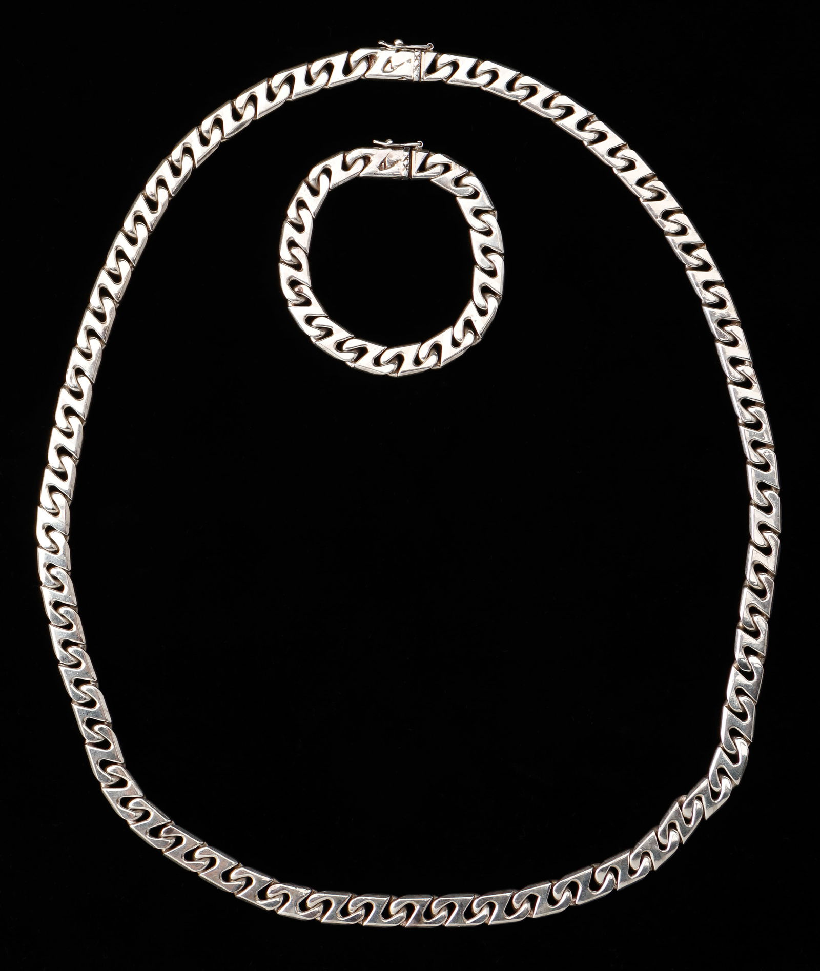 Heavy Sterling Silver Necklace and Bracelet, Rama Jewelry, Bangkok (1 of 5)