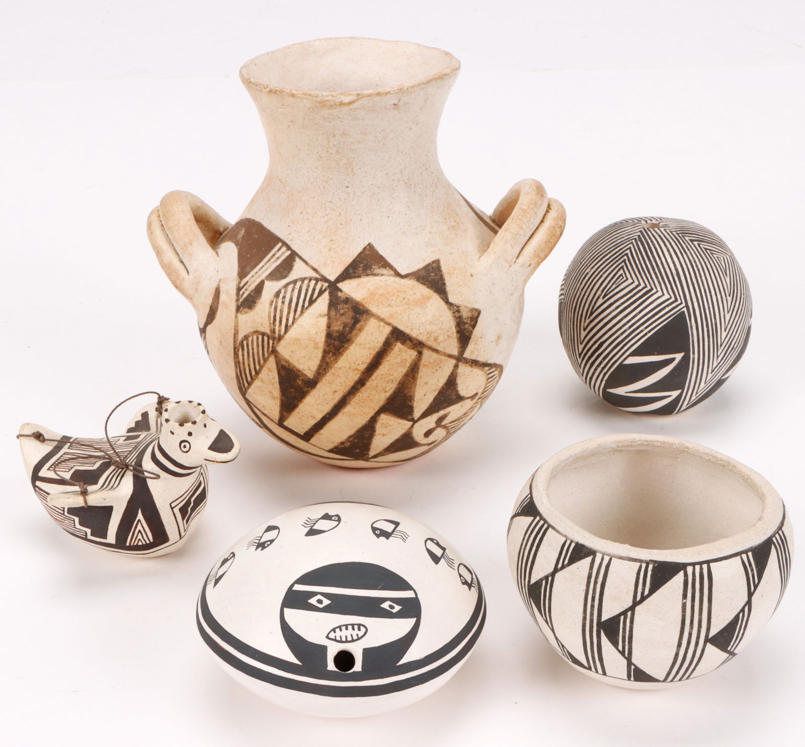 5 Pieces of Acoma Pottery, New Mexico (1 of 3)