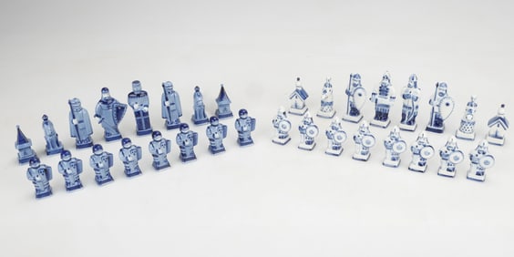 Porcelain Gzhel (Russian/Russia) Chess Set By Garanin