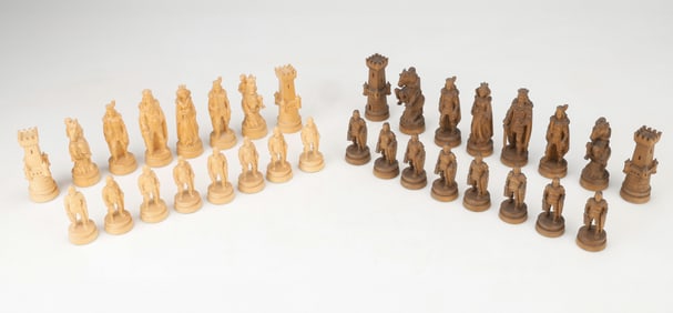 Figural Charlemagne Chess Set (Germany/South German)