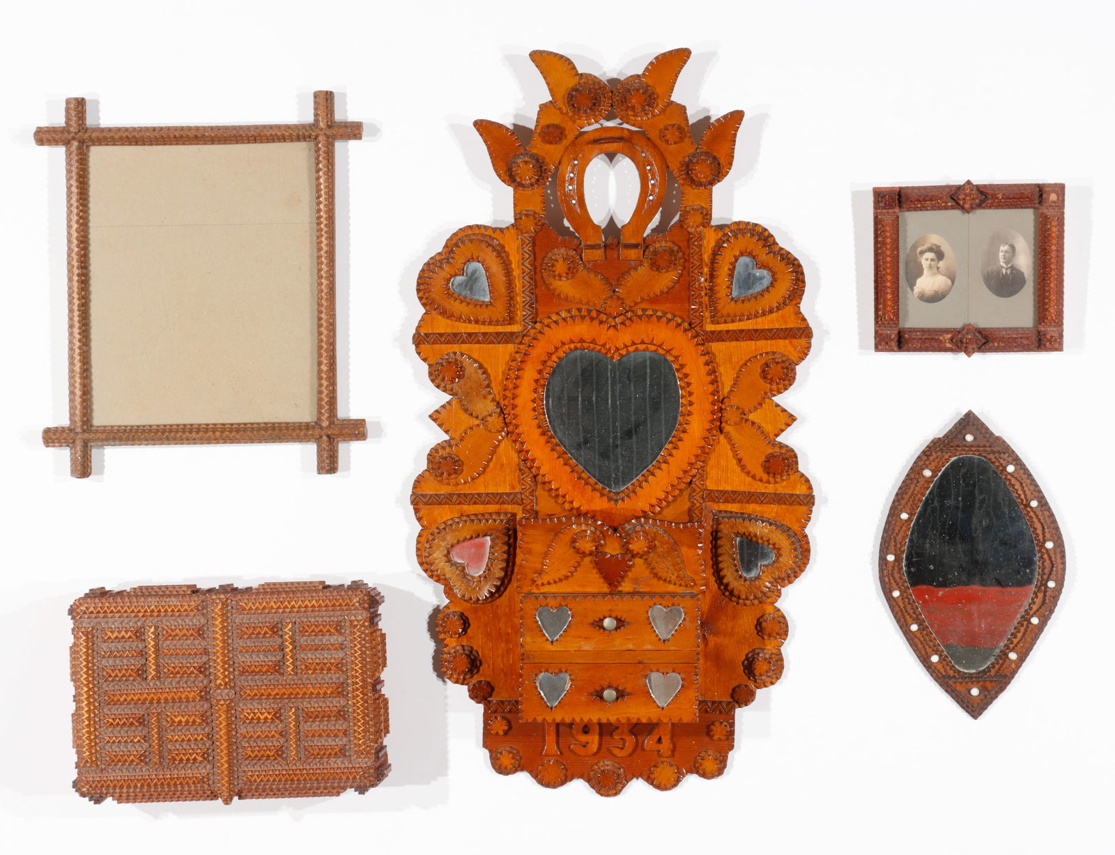 Collector's Lot of Tramp Art (5 Pieces) (1 of 4)