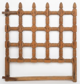 Antique Indian Turned Hardwood Spindle Gate