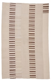 Mazandaran Kilim, Persia, Mid 20th C., 9'5'' x 15'0''