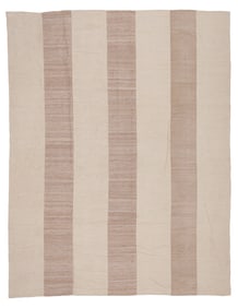 Mazandaran Kilim, Turkey, Mid 20th C., 10'0'' x 12'8''