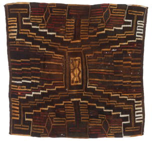 Mantle, Sihuas Valley, Peru, c. 100 BC- 200 CE