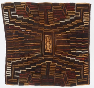 Mantle, Sihuas Valley, Peru, c. 100 BC- 200 CE