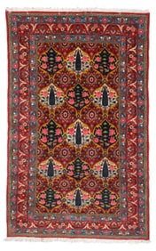 Bakhtiari Rug, Persia, Mid/Late 20th C., 5'0'' x 8'1''
