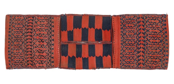 Yuncu Double Kilim Saddle Bag, Turkey, Ca. 1875, 1'3'' x 3'10''