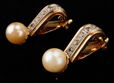 Vintage 18K Gold Pearl Clip On Earrings