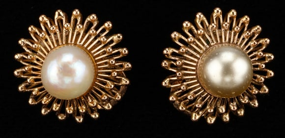 Vintage 14K Gold And Pearl Clip On Earrings
