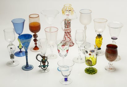 Collector's Lot of 17 Art Glasses