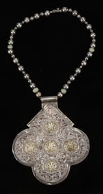Moroccan Silver And Gilt Foulet Khamsa Amulet On Beaded Chain