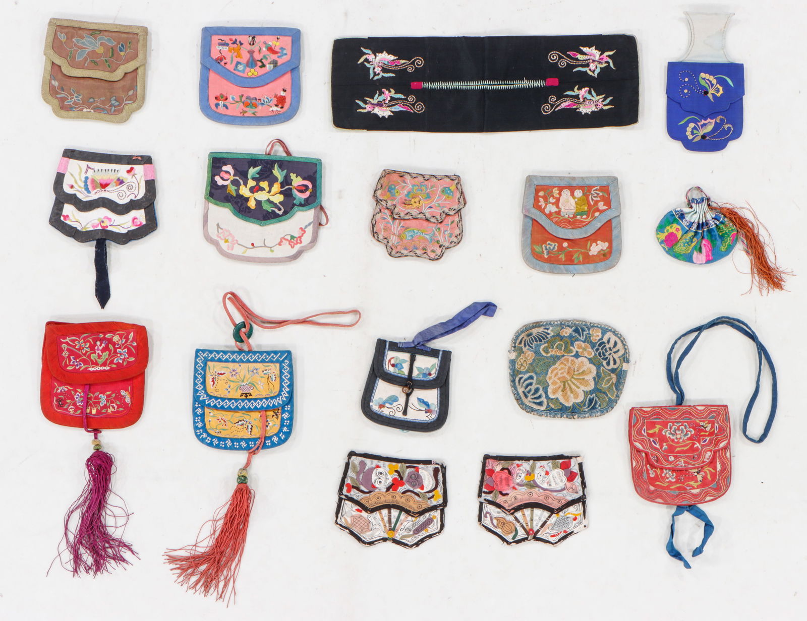 Chinese Embroidered Silk Hebao Pouches (15) (1 of 4)