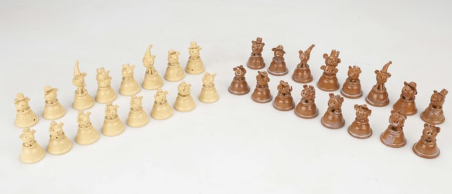 Ceramic Pig Chess Set, 32 Pieces