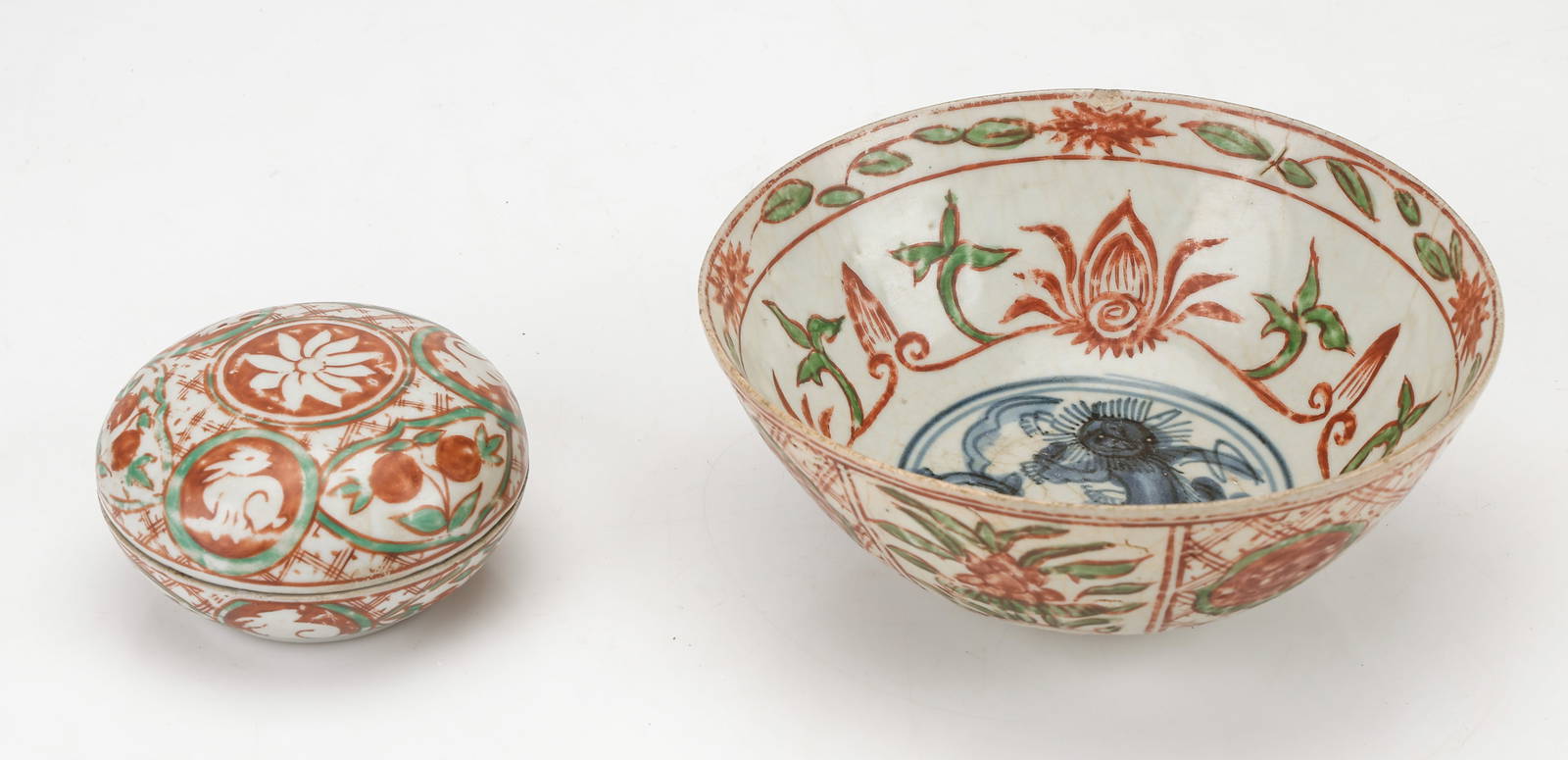 Chinese Swatow Bowl And Covered Box, Ming Dynasty (1368-1644)