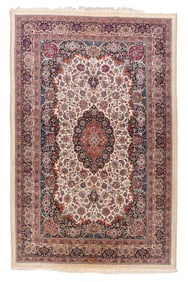 Fine Saber Mashad Rug, Persia, Mid 20th C., 6'9'' x 10'3''