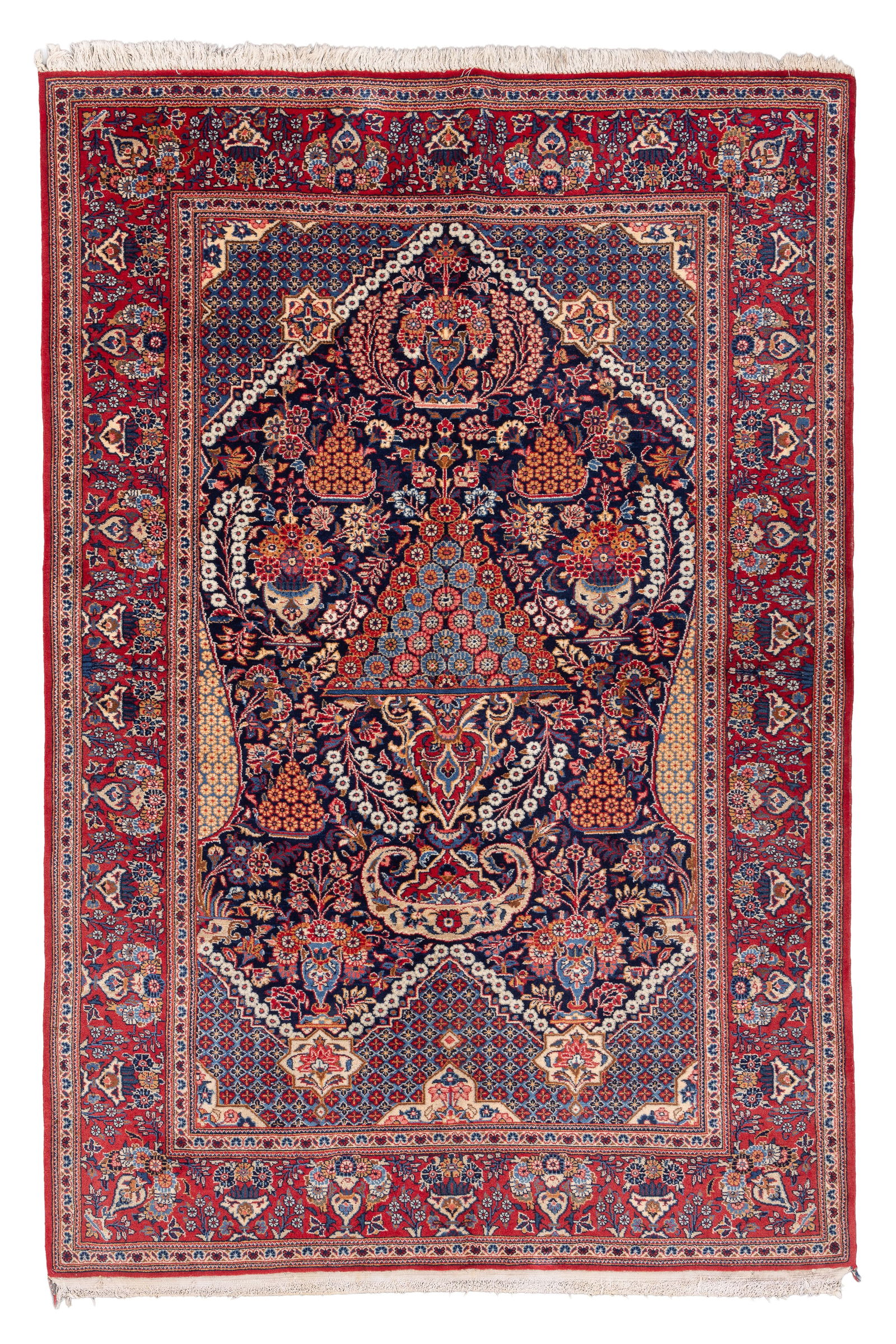 Kashan Rug, Persia, Mid 20th C., 4'7'' x 6'11'': Kashan Rug, Persia, Mid 20th C., 4'7'' x 6'11'' (140 x 211 cm). Weight: 20 lbs. Material: wool pile, cotton warp, cotton weft.