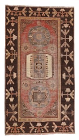 Khotan Rug, East Turkestan, Early 20th C., 4'10'' x 9'0''