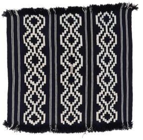 Mapuche Macun Poncho, Chile or Argentina, 20th C.