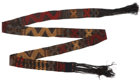 Fine Long Intact Sihuas Culture Belt, Sihuas, South Coast, c. 100-300 CE, L: 17' (518 x 14 cm)