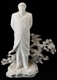Chinese Porcelain Mao Zedong Statue