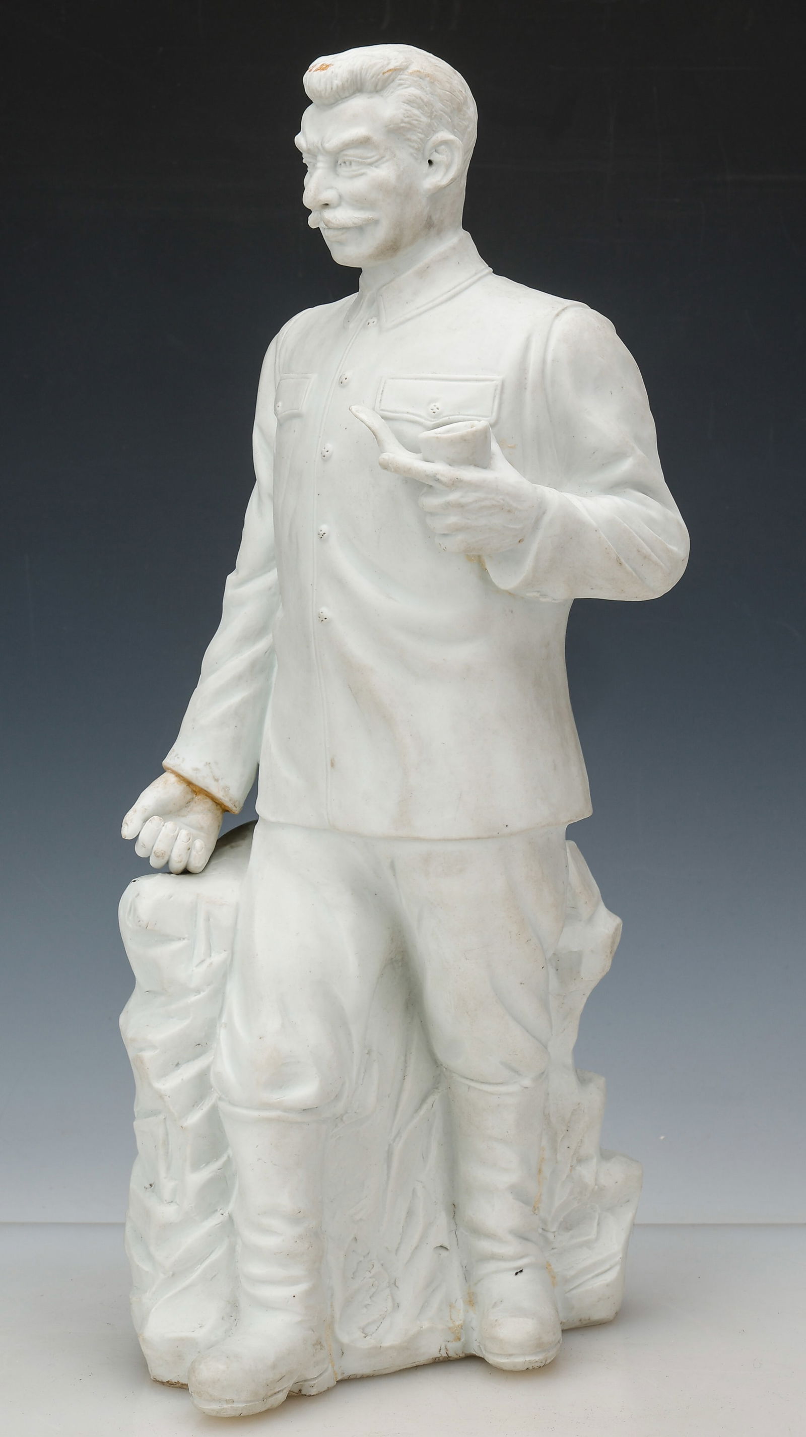 Chinese Porcelain Statue of Joseph Stalin, H: 17" (1 of 7)