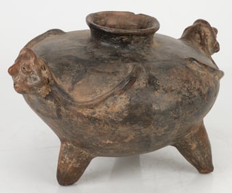 Nayarit Tripod Vessel, Mexico, 100 BCE-250 CE