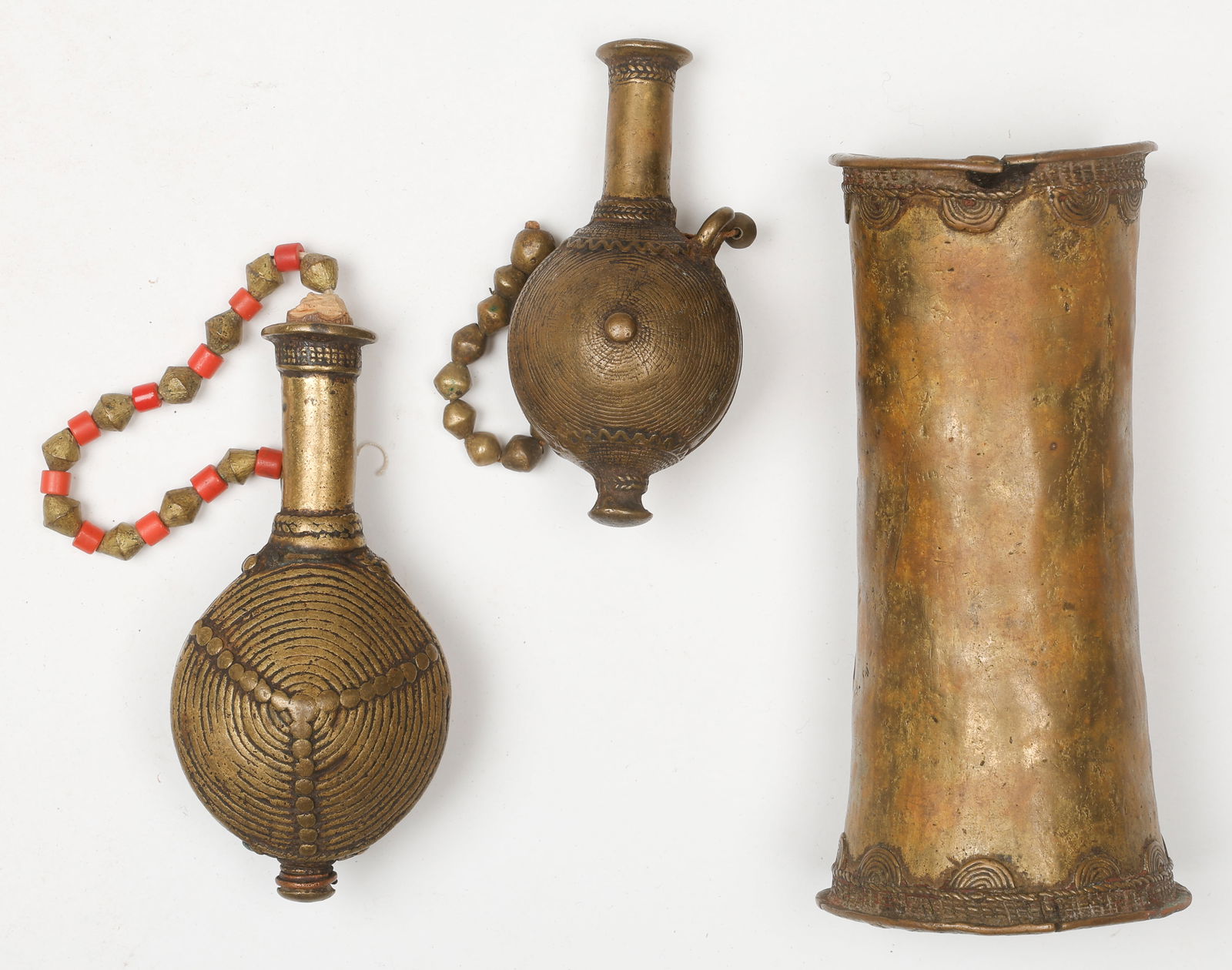2 Verre Snuff Containers And a Kapsiki Armlet, East Nigeria/Cameroon Frontier (1 of 6)
