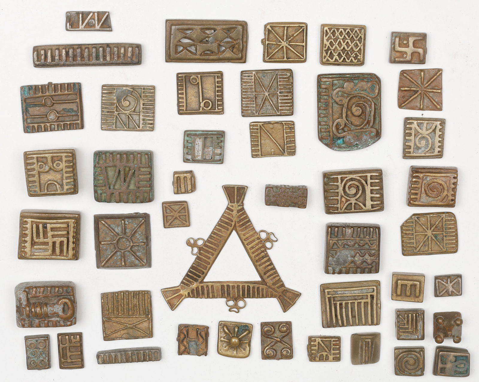 44 Akan Cast Brass Adrinka-Pattern Gold Weights, Ghana (1 of 6)