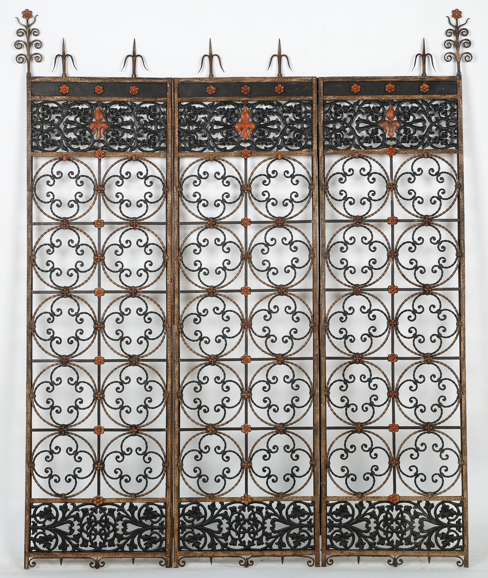 Vintage Wrought Iron 3-Panel Room Divider Screen: Vintage Wrought Iron 3-Panel Room Divider Screen. Each Panel Size: 76'' x 19.5'' x 1.5'' (193 x 50 x 4 cm).