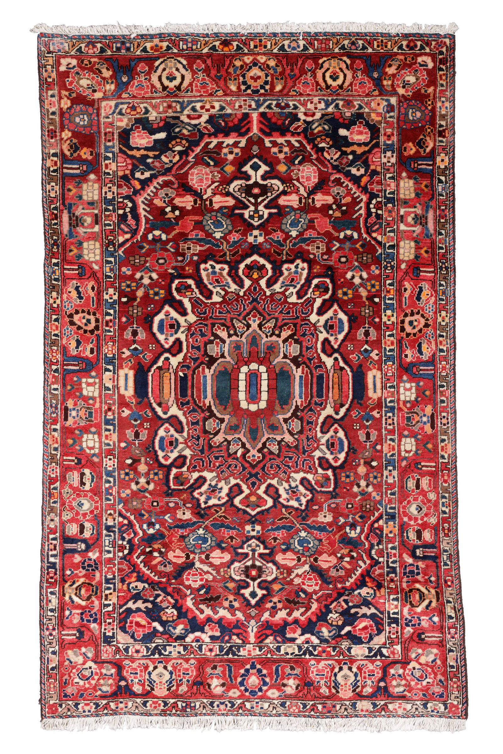 Bakhtiari Rug, Persia, Late 20th C., 5'2'' x 8'7'' (1 of 5)