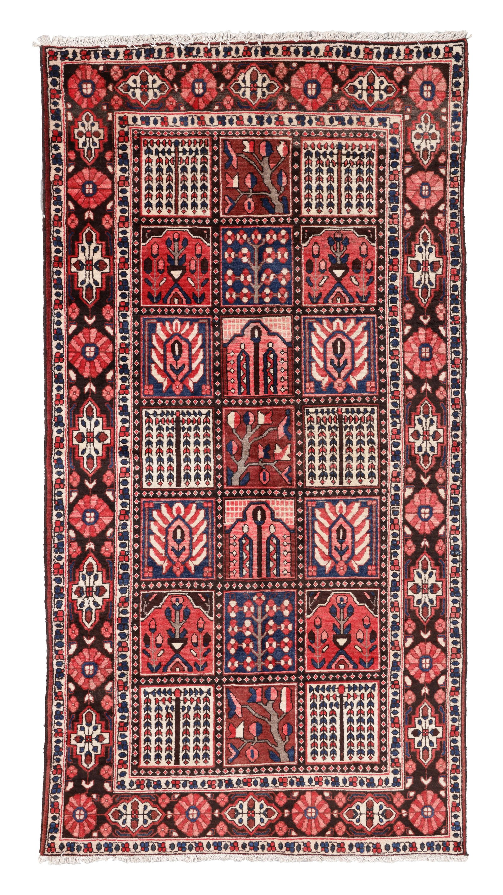 Bakhtiari Rug, Persia, Late 20th C., 5'2'' x 9'8'': Bakhtiari Rug, Persia, Late 20th C., 5'2'' x 9'8'' (157 x 295 cm). Weight: 43 lbs. Material: wool pile, cotton warp, cotton weft.