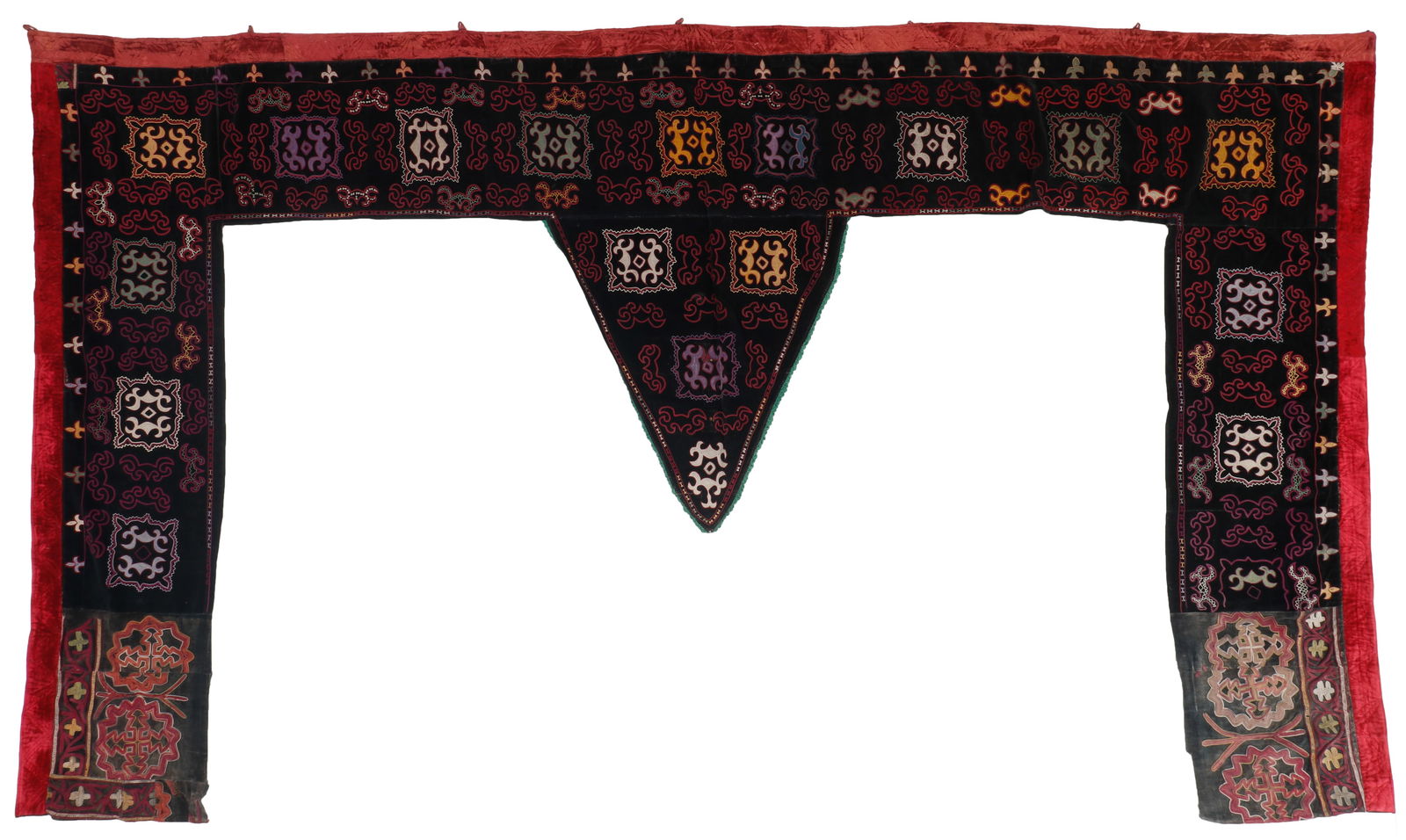Kyrgiz Tush Kyiz Wall Hanging, circa 1920s-30s (1 of 3)