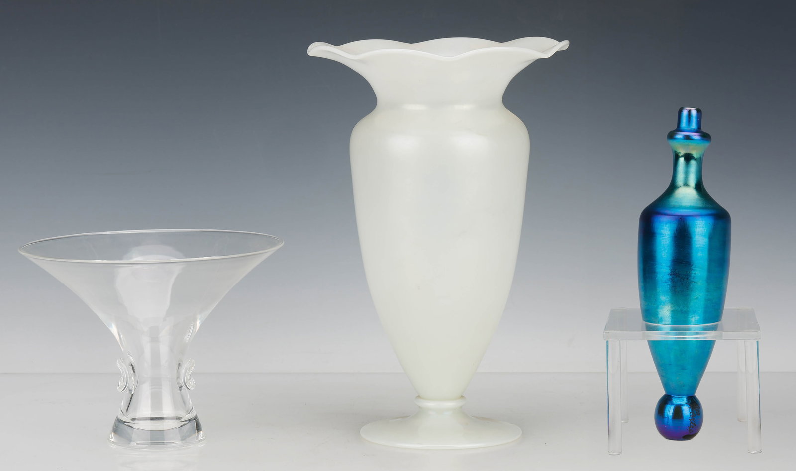 Antique Steuben Blue Aurene Glass Limousine Vase, C. 1920s And 2 Other Vases (1 of 13)