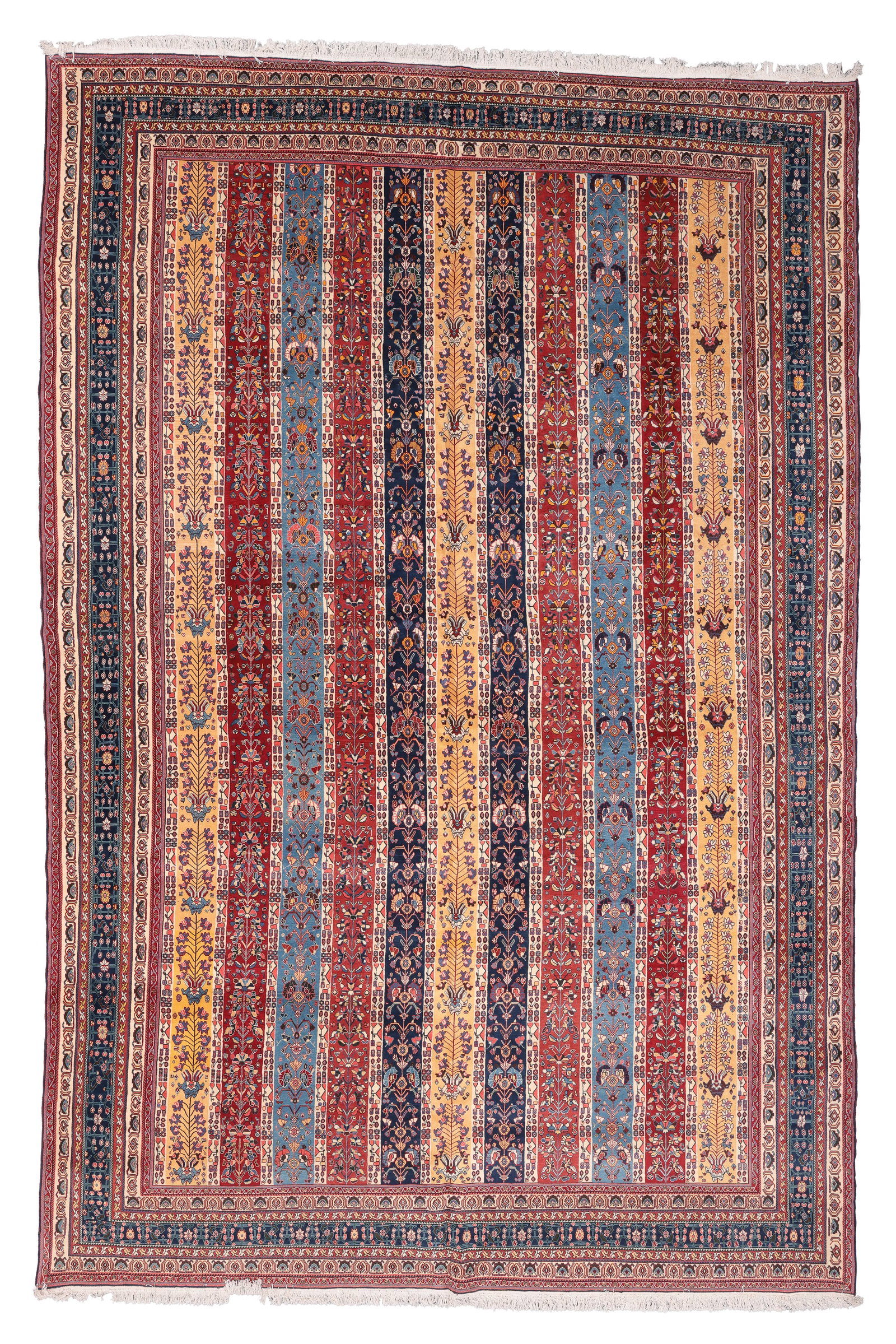Mansion-Size Kashkouli Rug, Persia, Late 20th C., 11'7'' x 17'2'': Mansion-Size Kashkouli Rug, Persia, Late 20th C., 11'7'' x 17'2'' (353 x 523 cm). Weight: 155 lbs. Wool.