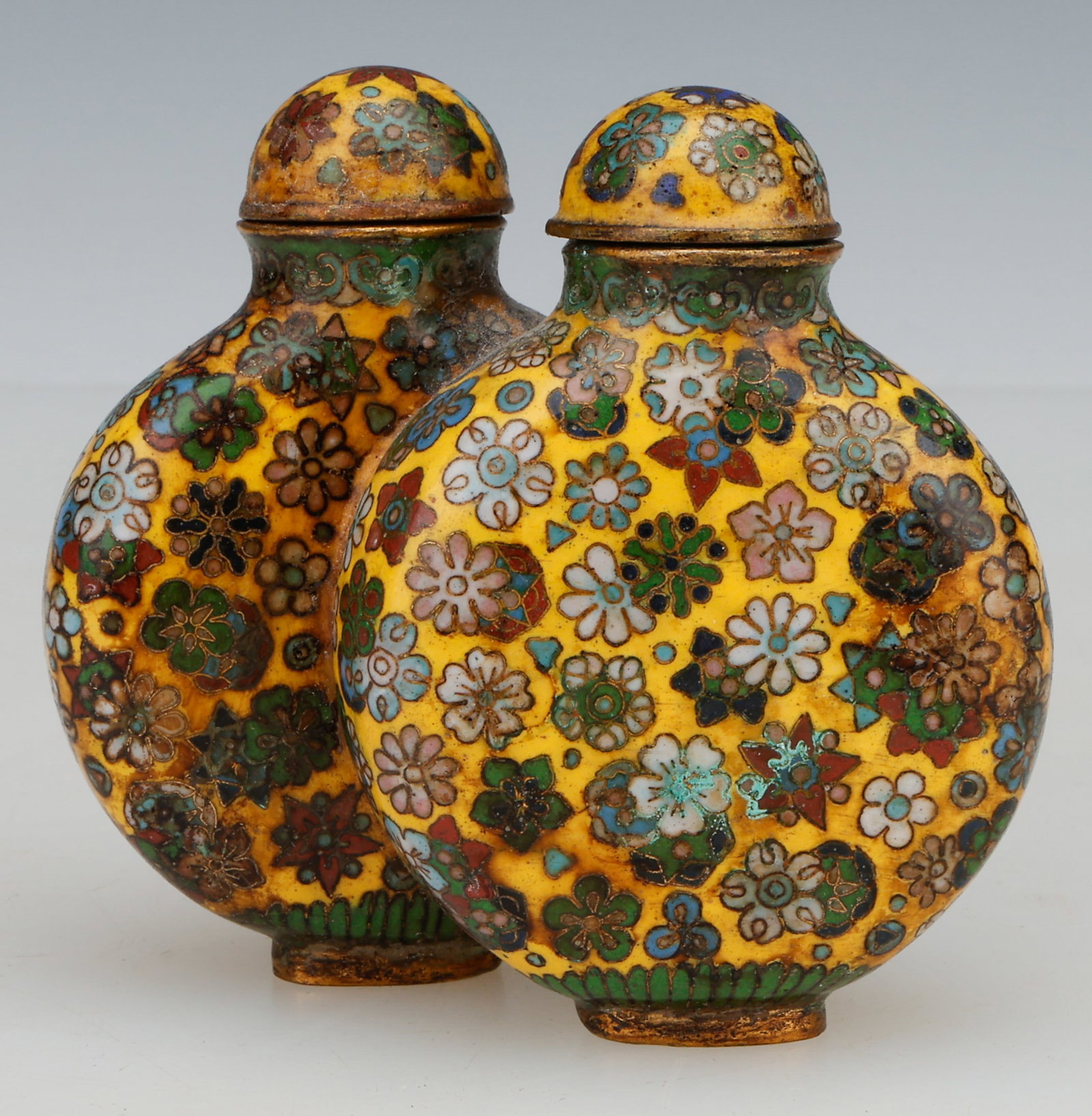 Chinese Yellow Ground Cloisonne Double Gourd-Form Snuff Bottle, Late Qing Dynasty to Republic (1 of 5)