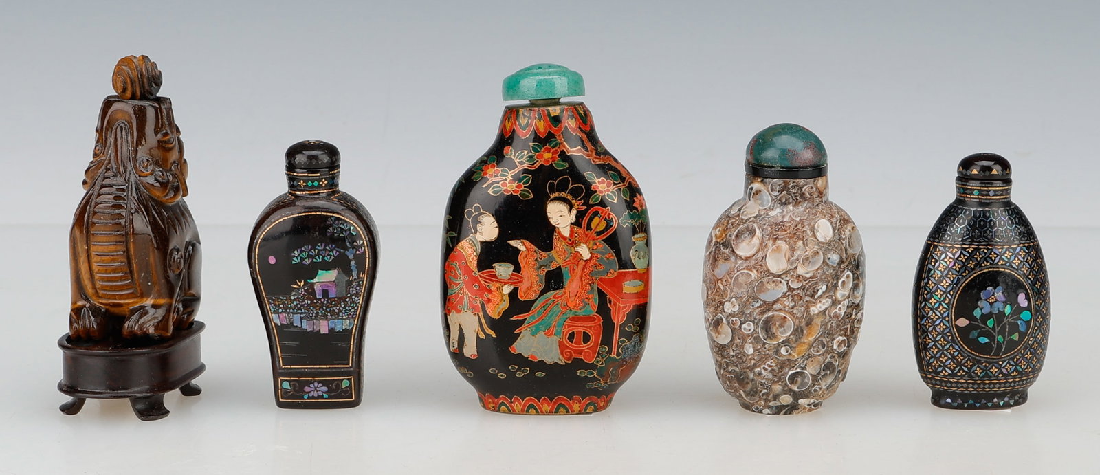 5 Assorted Chinese Snuff Bottles, Late 19th-Early 20th Century (1 of 5)