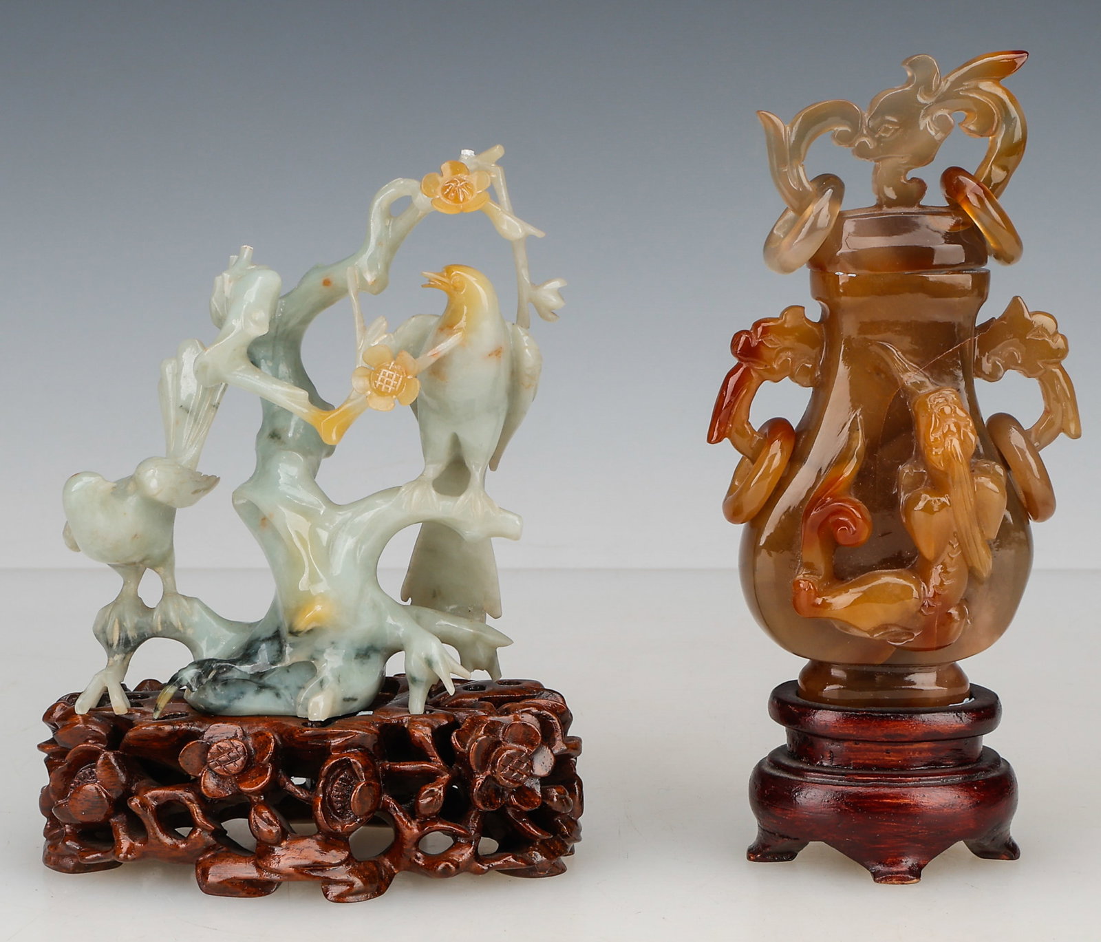 One Chinese Jadeite Carving and One Chinese Agate Vase, Qing Dynasty to Republic Period: One Chinese Jadeite Carving (tree and bird) and One Chinese Agate Vase, Qing Dynasty to Republic Period.Sizes: 1) 4.5'' x 3.5'' x 2'' (11 x 9 x 5 cm); 2) 5'' x 3'' x 1.5'' (13 x 8 x 4 cm).