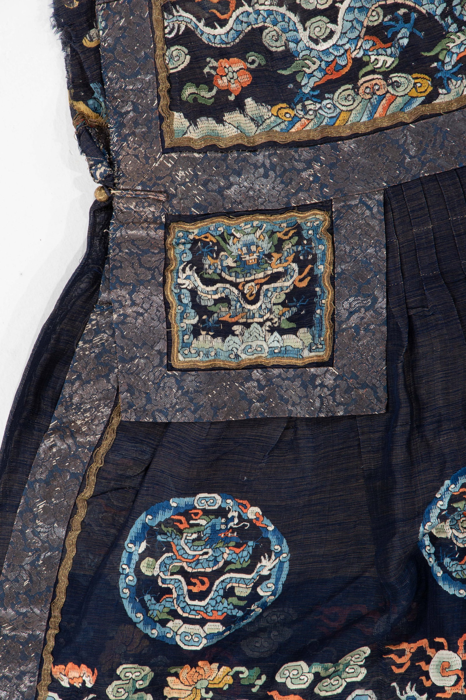 A Chinese Five-Clawed Dragon Silk Gauze Jifu Court Robe - 7