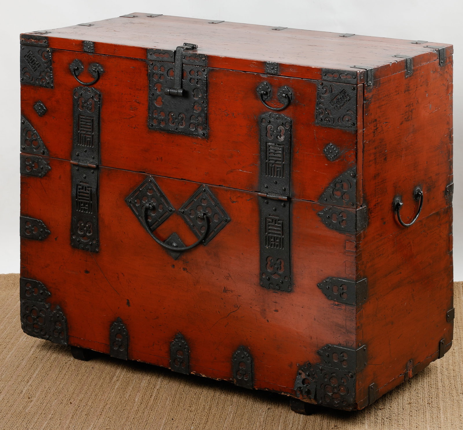 Korean Red Lacquer Metal Mounted Bandaji Fall Front Chest (1 of 5)