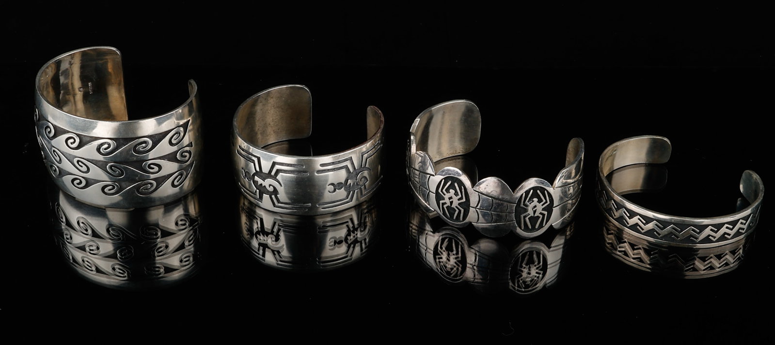 4 Hopi Silver Cuff Bracelets, Josytewa, Weight: 224g (1 of 4)