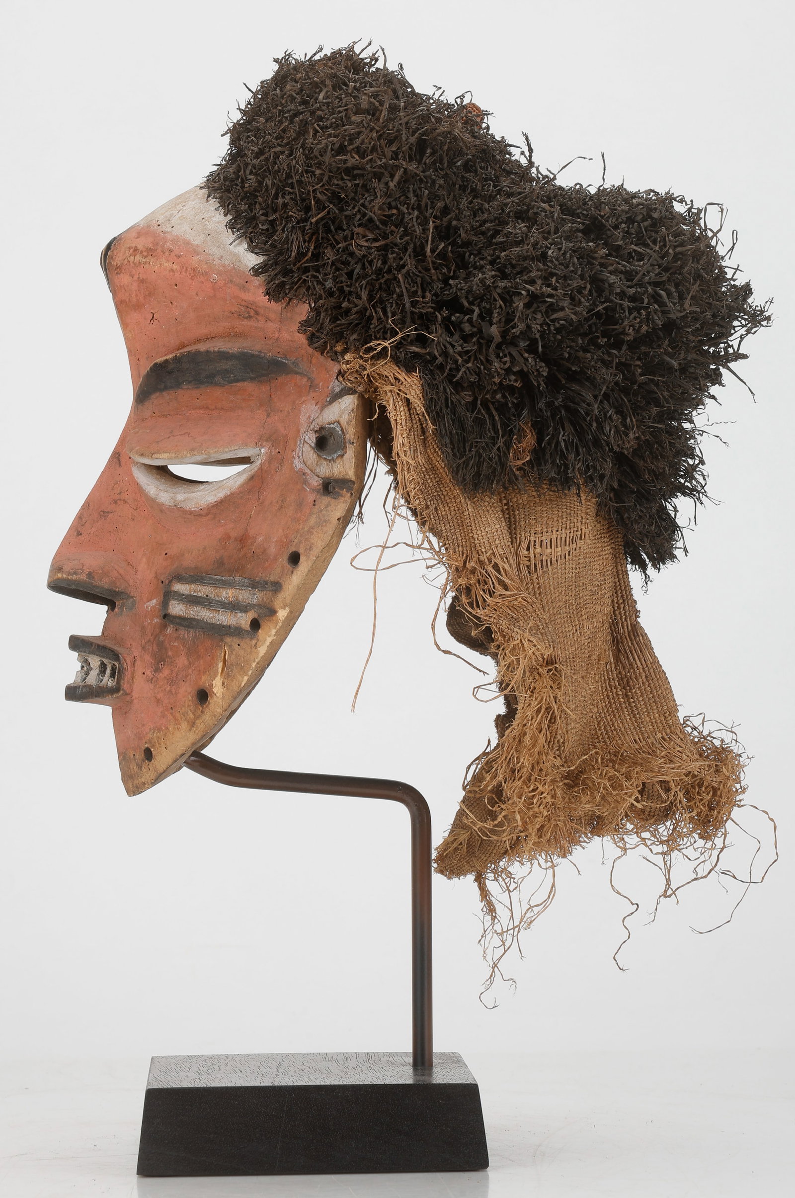Pende Mask, DRC - 4