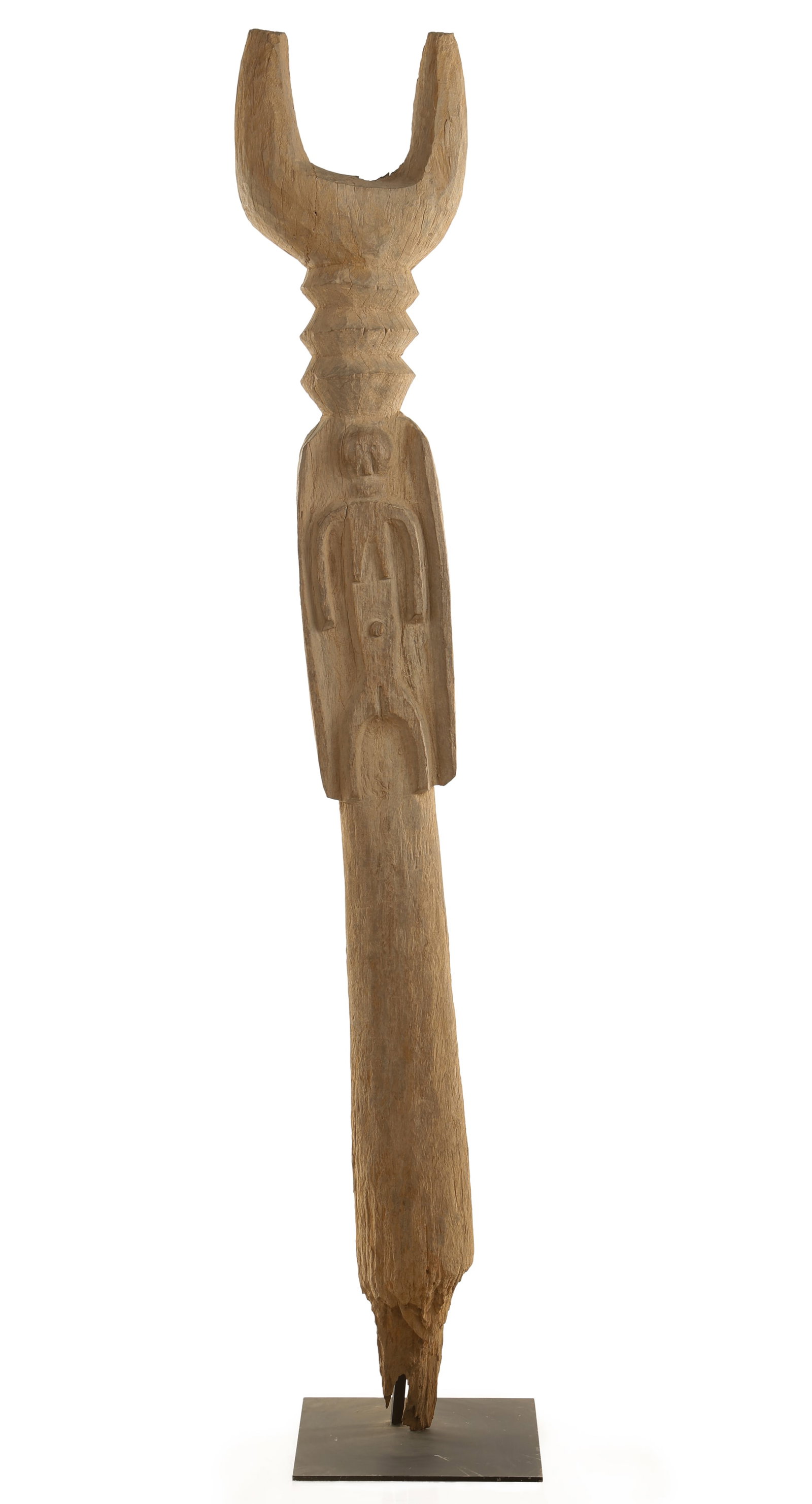 African Mossi Post, H: 5'9" (1 of 4)