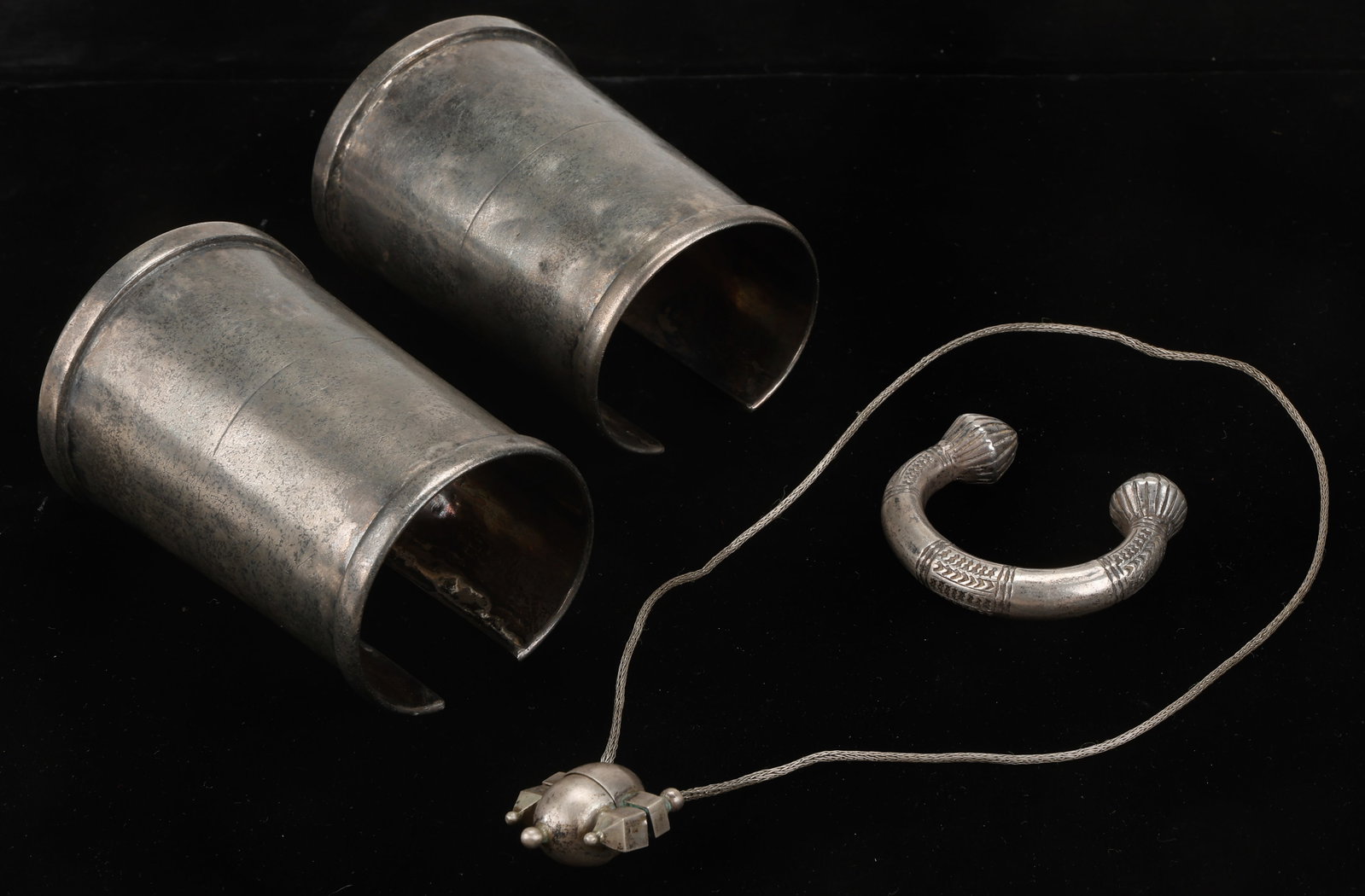 4 Pieces of Antique Silver Alloy Jewelry, India (1 of 5)